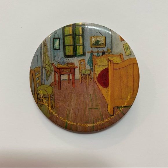 VTG 90’s 00’s Vincent Van Gogh Museum Collectible Pin 2.25” - Picture 1 of 2